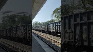 #shortsviral goods train running towards Raja Bhat khawa station 💥🚃❤️ #duarsentertainment