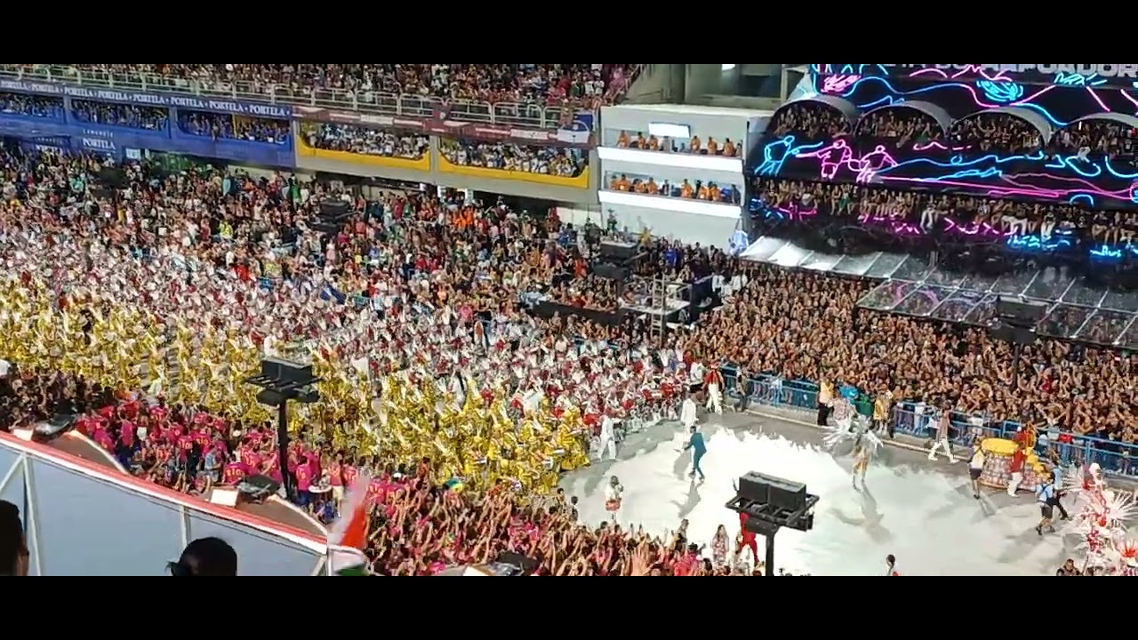 Acadêmicos do Grande Rio 2023 - Desfile Oficial - Bateria Invocada
