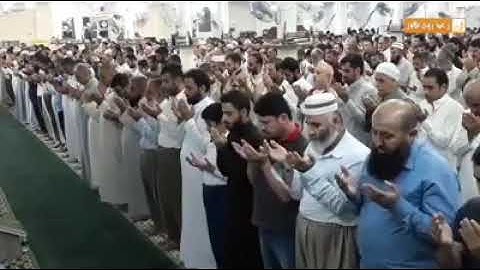 القارئ خضرالدليمي  يرج المسجد ببكاء المصلين في دعاء القنوت