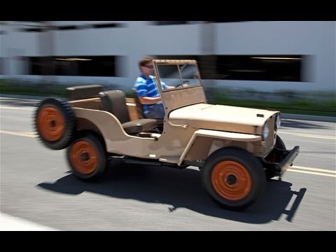 Jeep Evolution: 1945 Jeep CJ vs. 2012 Jeep Wrangler - YouTube
