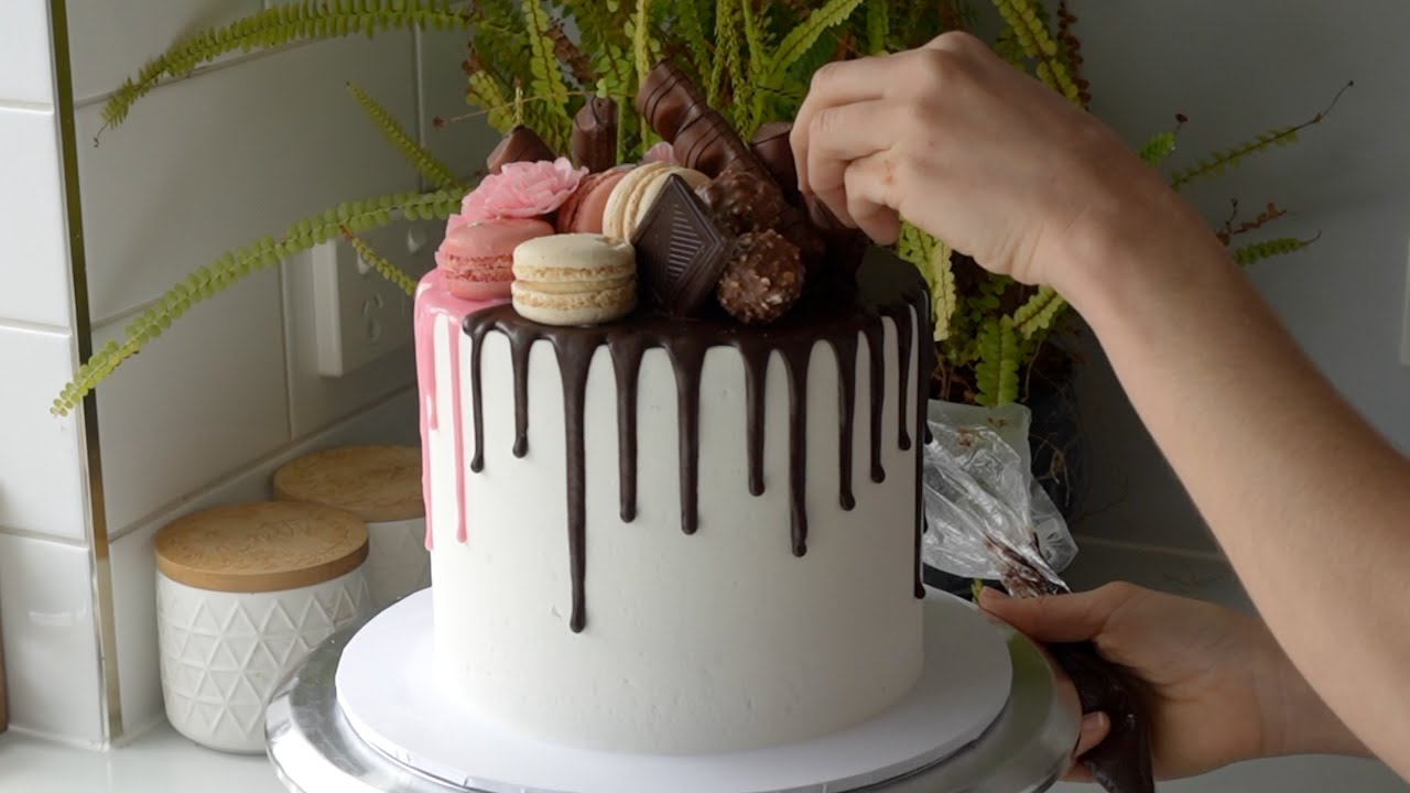 Урок по приготовлению торта «Половина на половину»