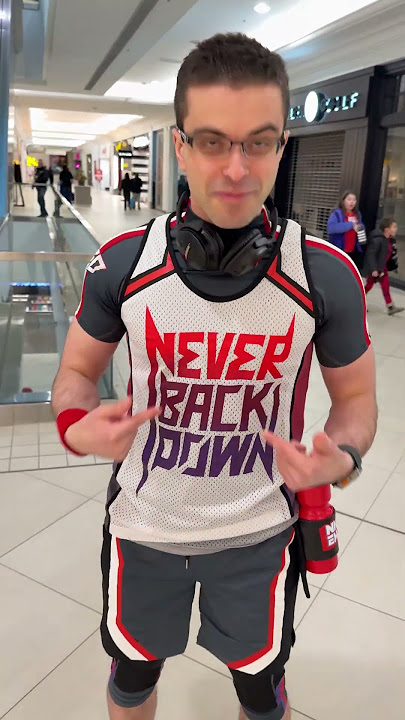 NickEh30 spotted at the mall!