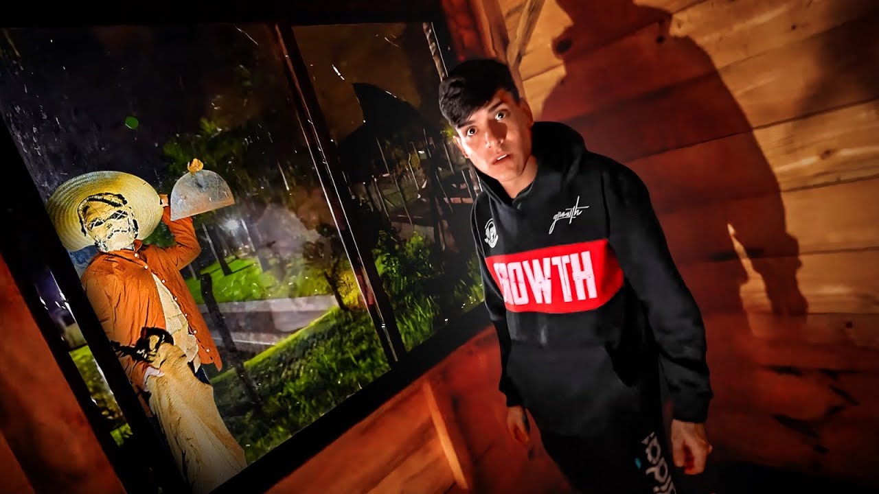 ESPANTALHO QUEBROU O VIDRO DA CABANA COM A ENXADA😱 isso passou dos limites