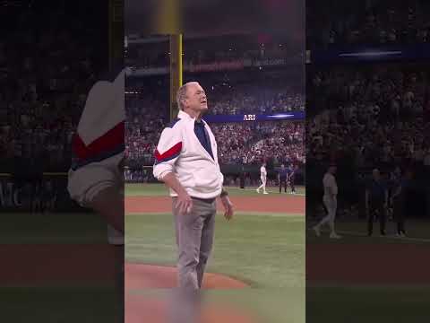 President George W. Bush throws out first pitch at World Series 🔥 ⚾️ #worldseries