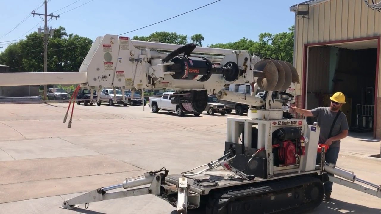 BigIron (FK8809) 2007 EZ Hauler 3800 Track Drive Mini Digger 7-31-19 auction