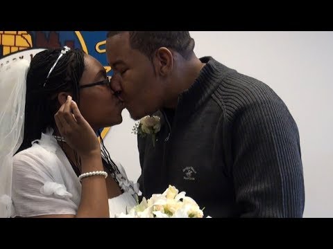 Video: Come posso ottenere una licenza di matrimonio nella contea di Kent, Michigan?