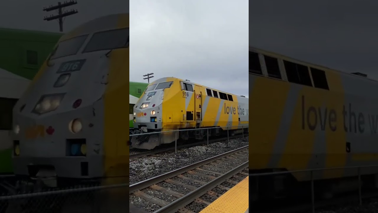 Via 51 and westbound go train meet