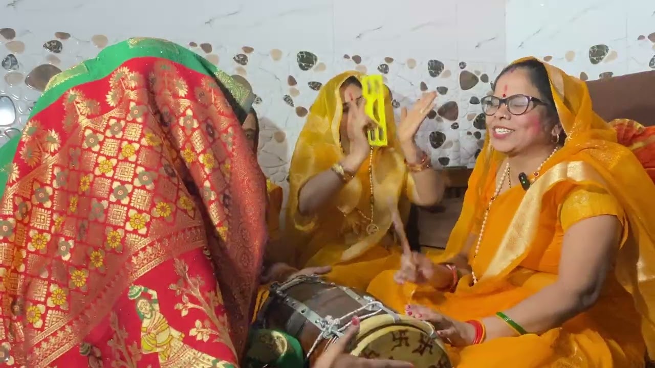 होली का धमाकेदार 💯नाचने वाला भजन 👌रंग डारो चटक चुनरिया पे बहुत ही 🌹सुंदर भजन