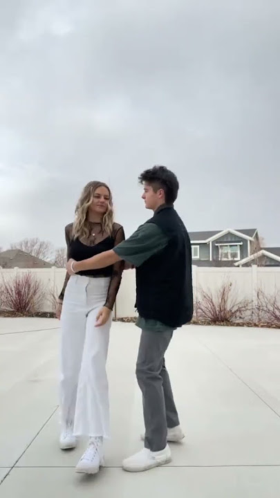 Download lagu THIS RANDOM GUY KISSED ME!!! 😳💋 #shorts