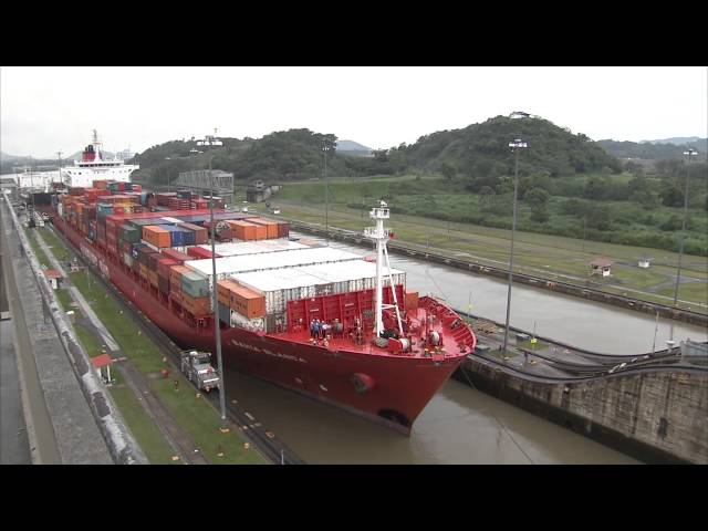 How Does the Panama Canal Work? class=