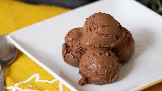Chocolate Ice Cream (Only 3 Ingredients) | 巧克力冰激凌(只需3種材料)