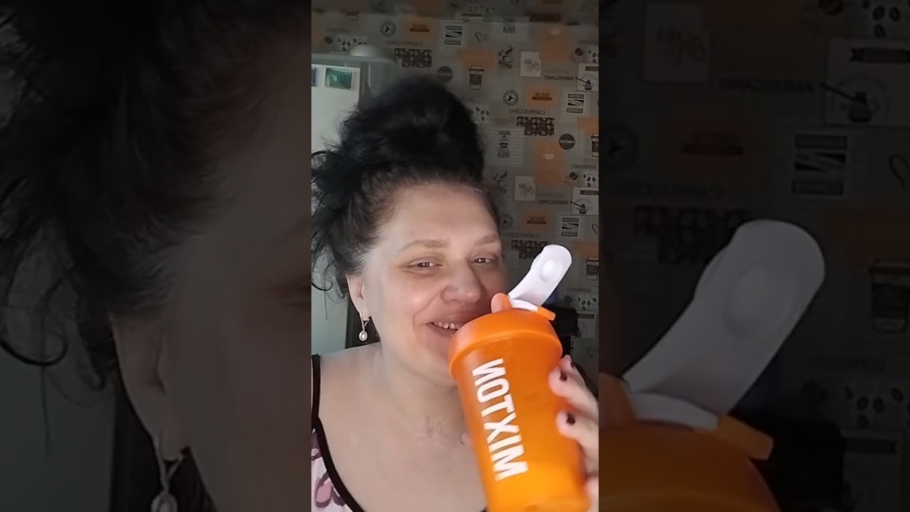 Просыпаемся и пьем протеинчик❤️Утром работаю 😘