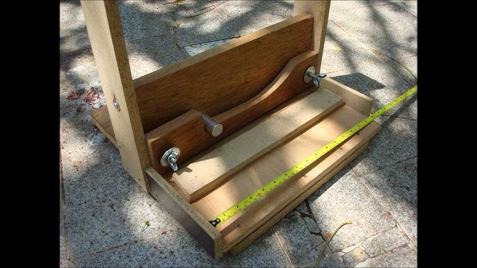 Report: How To Build a DIY Bookbinding Jig
