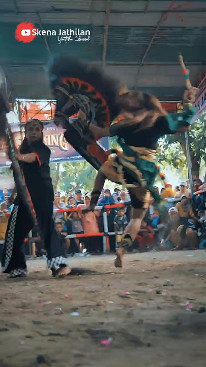 KAKI PENARI JATHILAN MENDARAT DI KEPALA PENONTON  #jaranan #trance #jathilan