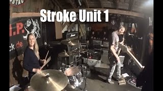 PR73 presents STROKE UNIT 1 auf der Frostparty