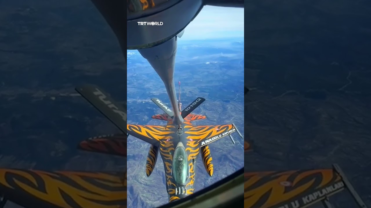 Turkish F-16 in NATO Tiger colours refuels over Romania