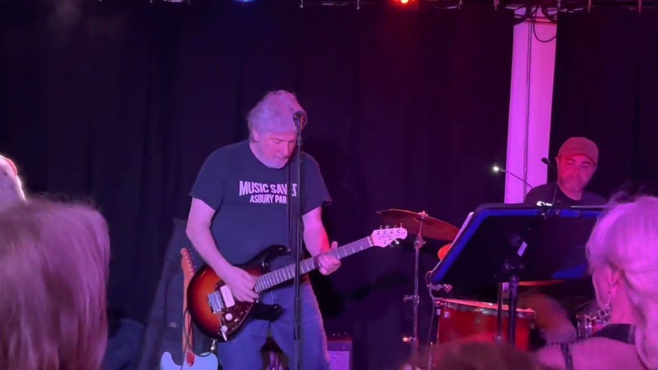 Purple Haze ~ Bobby Bandiera Band 6/4/23 The Columns, Avon-by-the-Sea, NJ