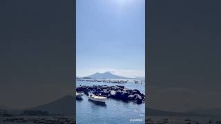 Un Giro Sul Lungomare Di Napoli