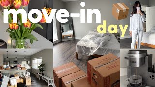 MOVING VLOG 🏃🏻‍♀️📦 *new state*, getting our new couch, and LOTS of unpacking!