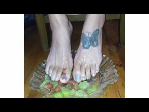 Smashed Grapes, Pour Honey