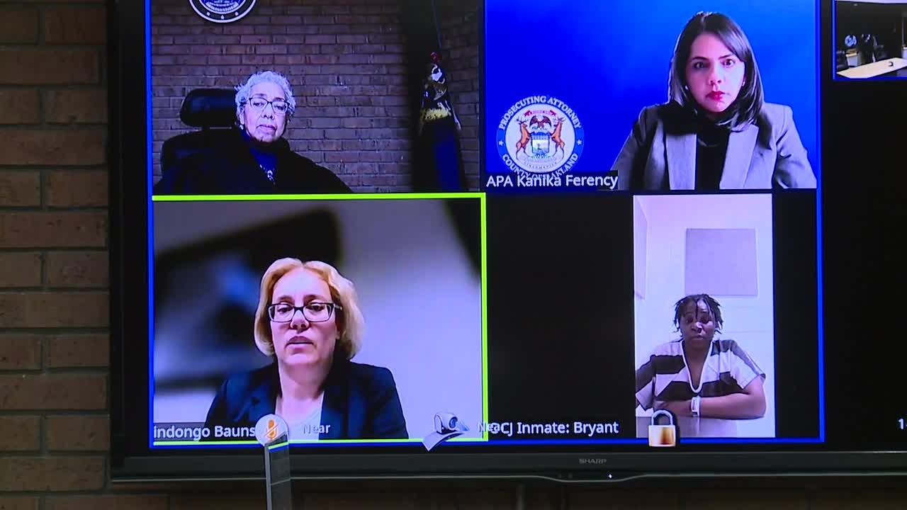 Court hearing for Pontiac mom in child abandonment case after alleged contact violations