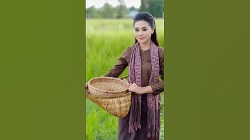 Phiên chợ đông anh trông nhầm cái bát