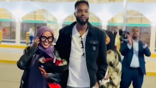 Deg Deg Zakiriye Kobciye Sababta Uusan Ugu Farxasaneyn Guurka Malyuun Raajaa