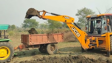 JCB 3dx Eco Backhoe Loader Machine Loading Mud In Mahindra and Swaraj Tractors - Jcb Tractor Videos