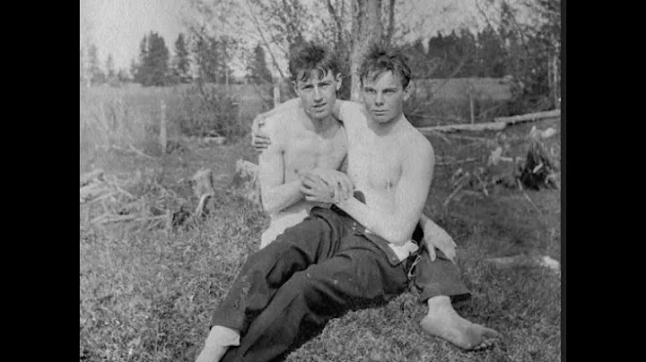 Hidden Love Of Male Couple In Early 20th-Century P...