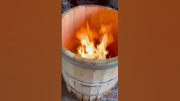 Nghệ Thuật Chế Tác Thùng Gỗ Sồi: Bí Mật Đằng Sau Hương Vị Rượu Thượng Hạng | Quy Trình Đốt Uốn Cong