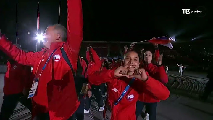 Euforia total: Así fue el paso del Team Chile en la inauguración de Santiago 2023