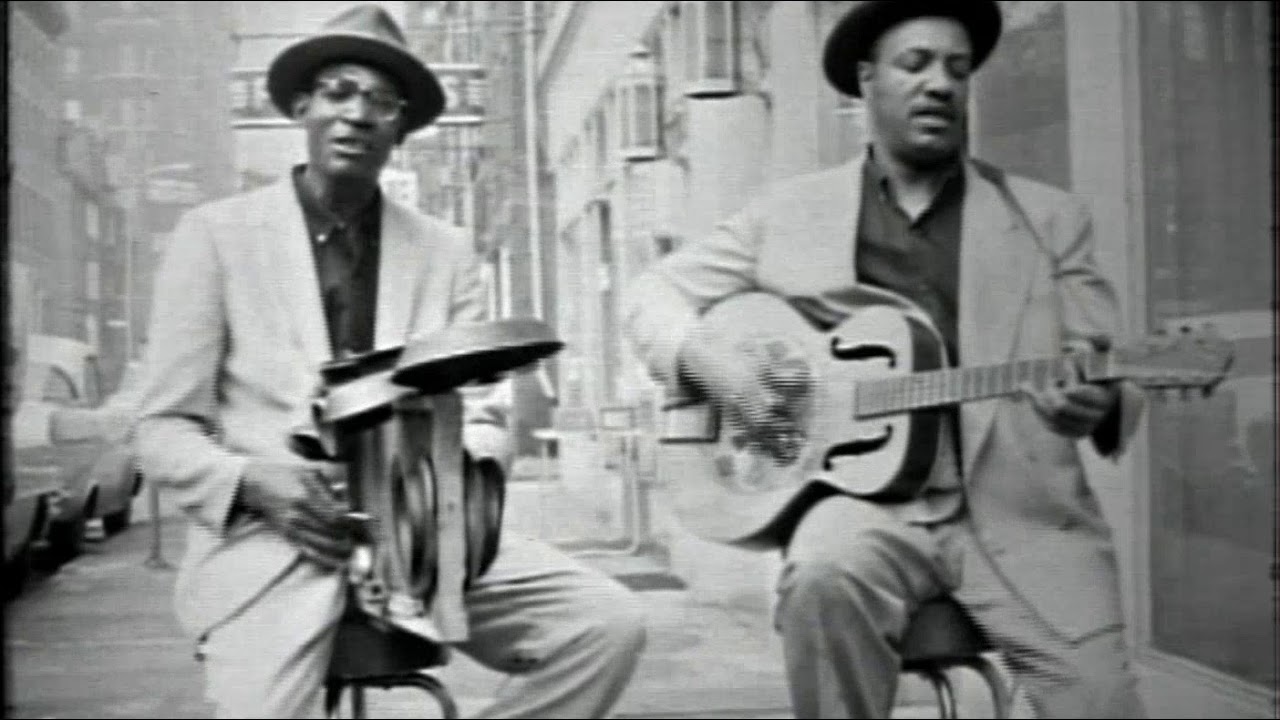 Ralph Willis and Washboard Pete Sanders. YouTube