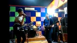 Download Lagu Veloz cover Diary Depresiku-Last Child