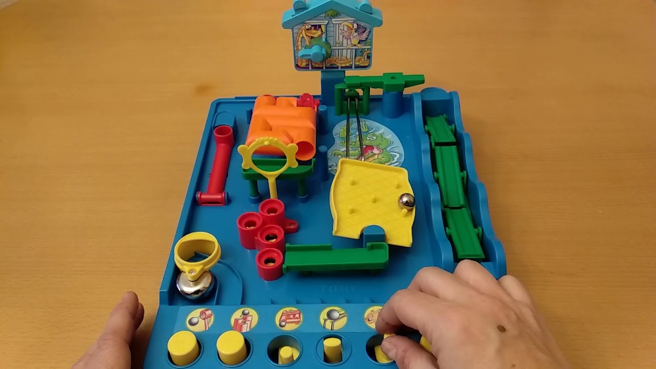 Screwball Scramble Tricky Bille Ball Golf Tomy Ages 5+ (Needs Ball)