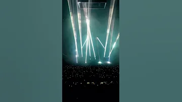 Swedish House Mafia dropping "One" with a futuristic laser show