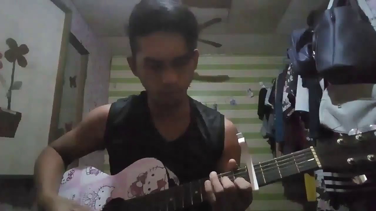BAKIT KA IIYAK GUITAR FINGERSTYLE - YouTube