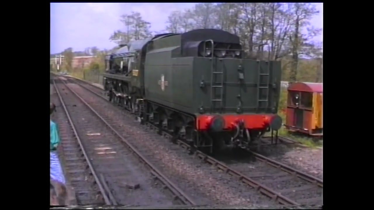 35027 Port Line And 1618 at Sheffield Park Station Vintage Bluebell Railway Video Early 1990's