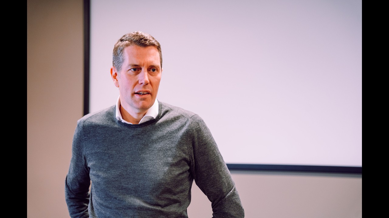 Politisk Kvartal #11 - Krisekommunikasjon i kjølevannet av Epstein-filene