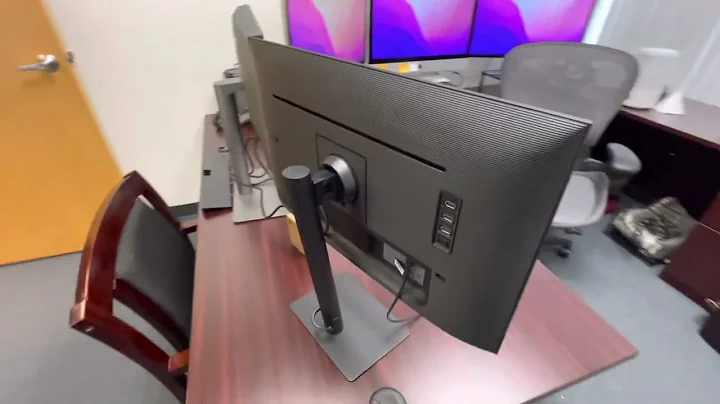 BenQ PD2725U vs Samsung ViewFinity S8 27” Thunderbolt Monitor Comparison