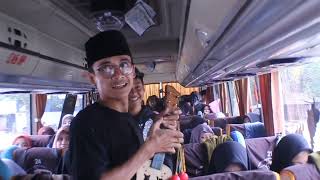 PENGAMEN ANYER// BANG ALVI TANTANG SANTRIWATI CANTIK DUET NADHOM ALFIYAH 🤣😍😍