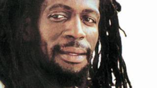 Gregory Isaacs - Red Rose For Gregory chords