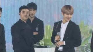 170121 BAEKHYUN & KYUNGSOO KISS CUT @   EXO FAN FESTIVAL (네이처리퍼블릭 콘서트)