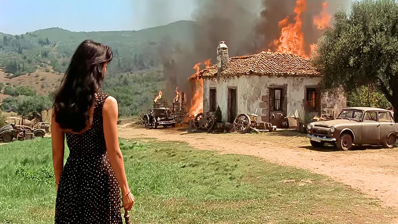 She is being forced to marry a mafia man she doesn’t love | Old Italian Drama Film