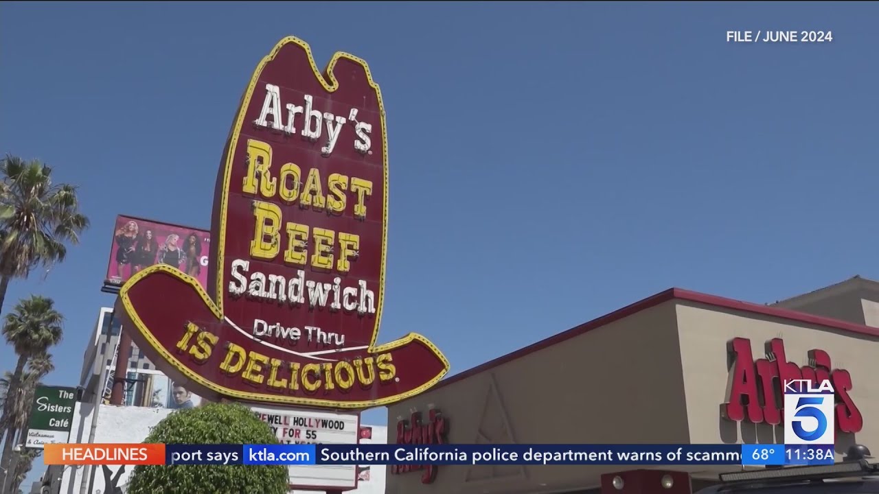 USA アービーズ　巨大看板 Iconic Hollywood Arby's sign removed - YouTube