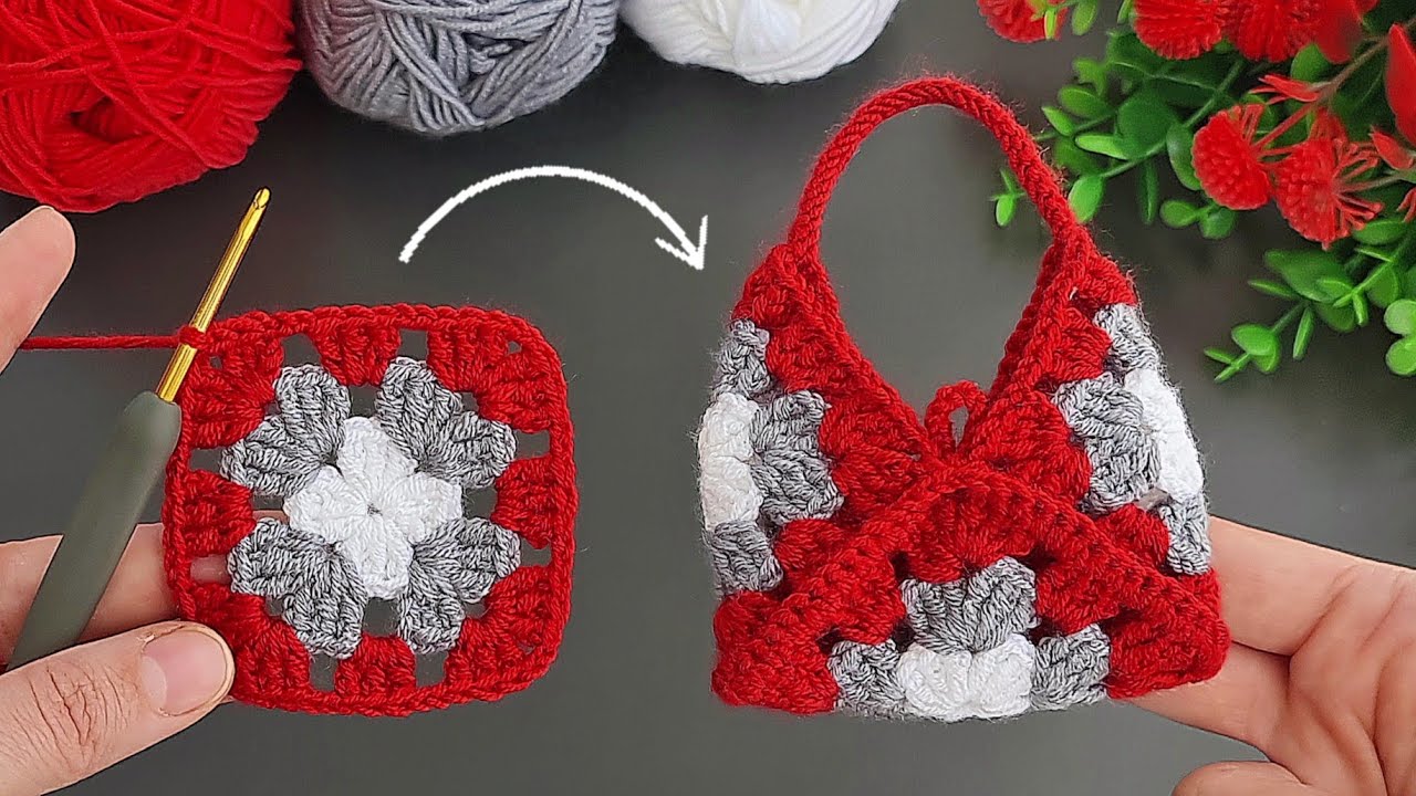 Make MONEY with This SUPER EASY Crochet Mini Bag Purse Keychain! 🥰 Sell and give as a gift.