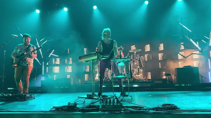 Walk The Moon- Shiver Shiver [San Diego 10/20/22]