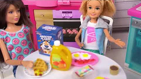 Barbie Chelsea Stacie New School Morning Routine -...