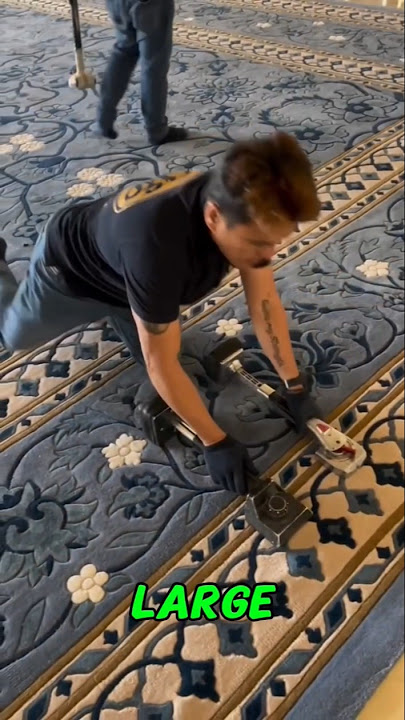 Carpet wrinkle fixer device 🤯🤯