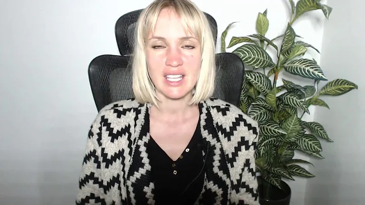 Lisa Cairns - It's  Just a Happening