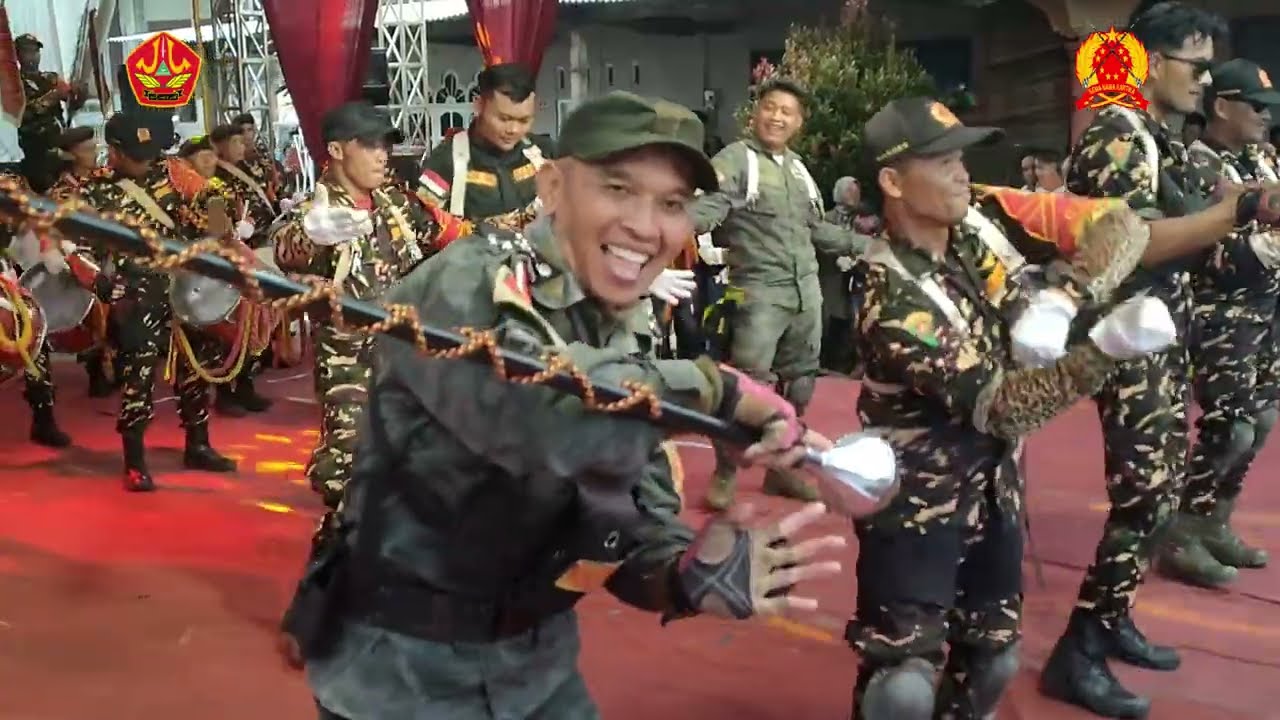 GNK beraksi di panggung lur